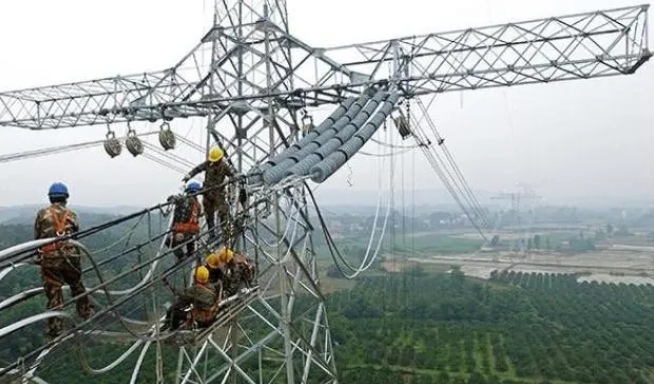 衢州市光缆与电缆：欧孚光电厂家告诉你“光”与“电”的不同秘密